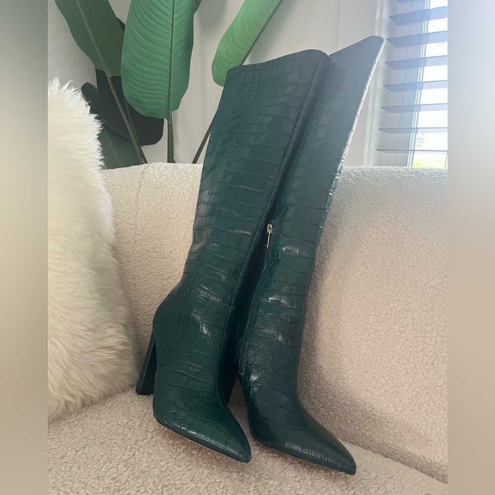 Marc Fisher Giancarlo 2 Green Croc-Embossed Pointed-Toe Knee-high Boots EUC - Picture 4 of 6